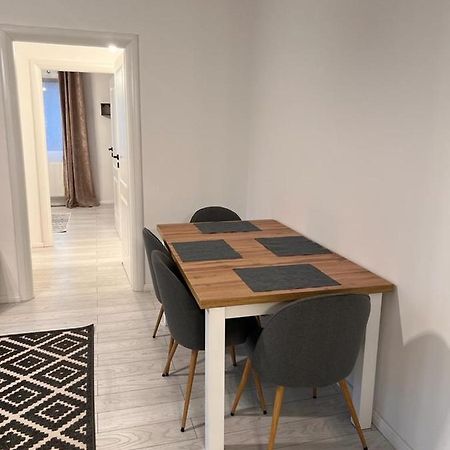Apartament English Home 2 Camere Brașov Exterior foto